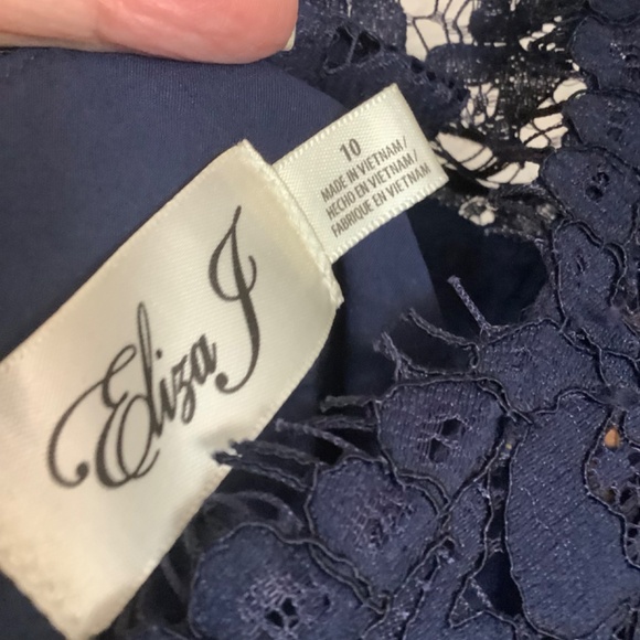 Eliza J lace dress in navy blue size 10 - Picture 2 of 7